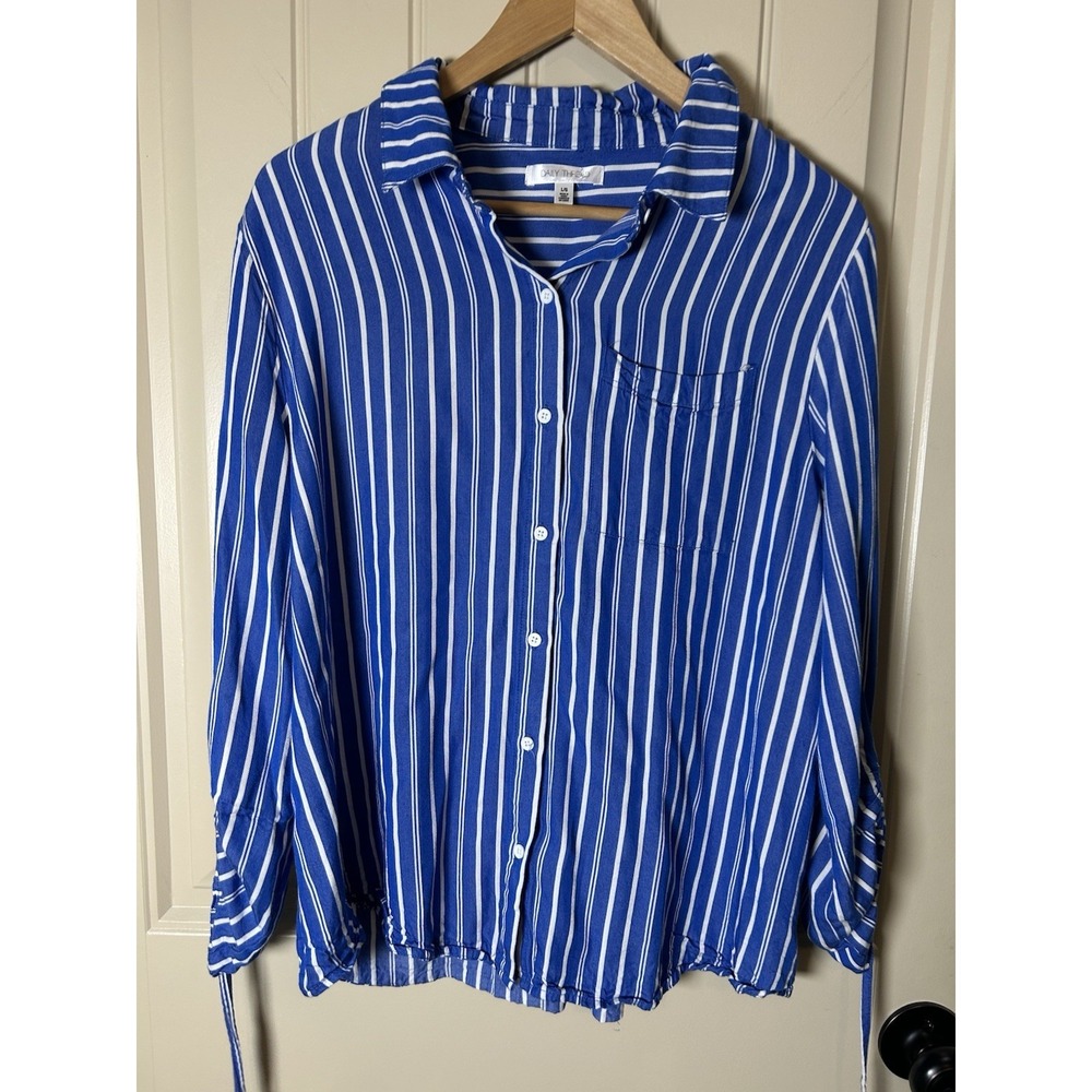 Daily Thread Women Button Up Blouse Sz L Blue Stripped Loose Summer Casual Chic